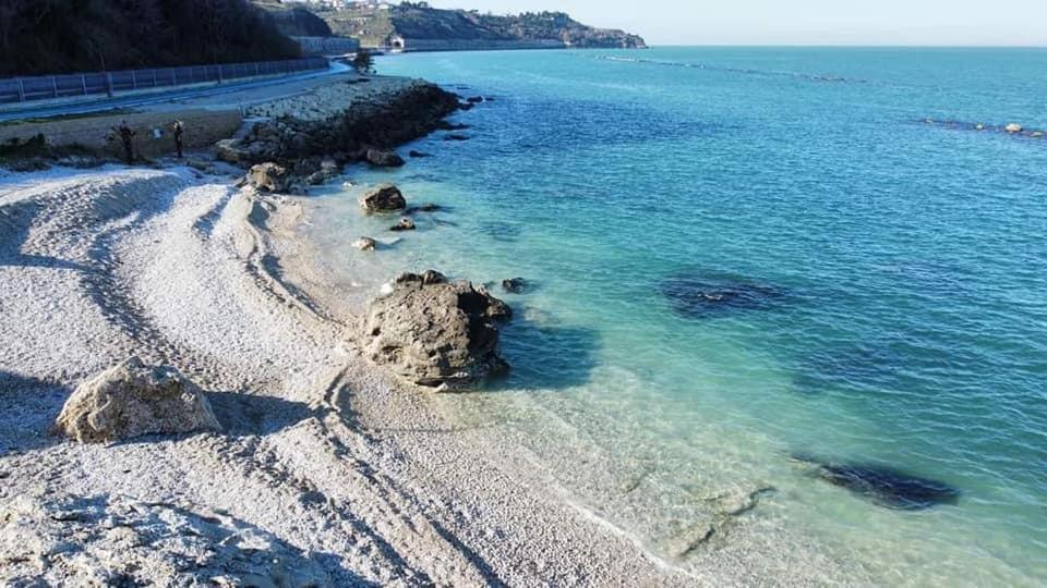 Appartamento Vacanza Moch - Viaggiatori Alla Scoperta Della Costa Dei Trabocchi Francavilla al Mare Kültér fotó